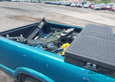 1995 Chevrolet S Truck S10 из США, поврежденный, VIN 1GCCS1447SK144839